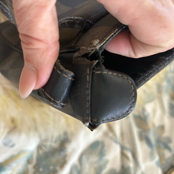 Vintage Fendi crossbody bag - Picture 8 of 10